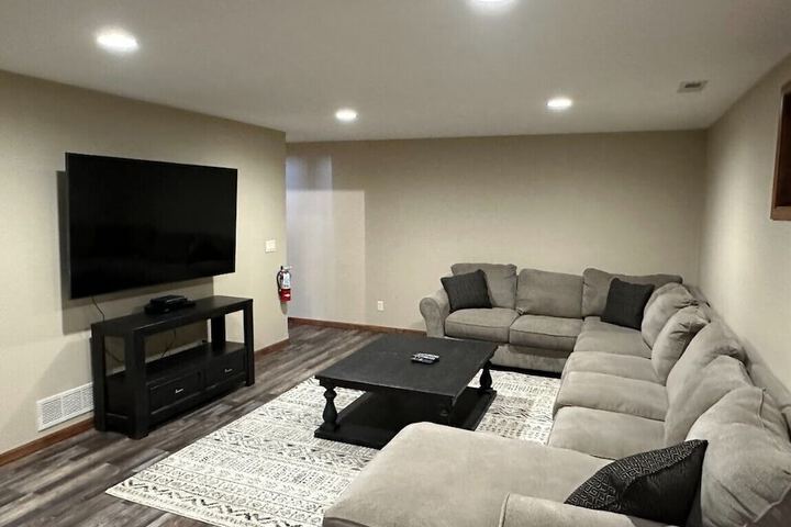 Room 46 of 230