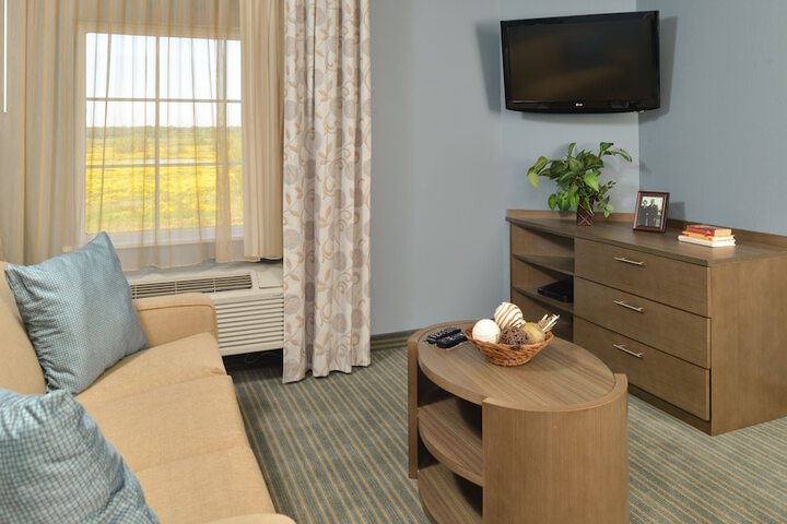 Room 30 of 36
