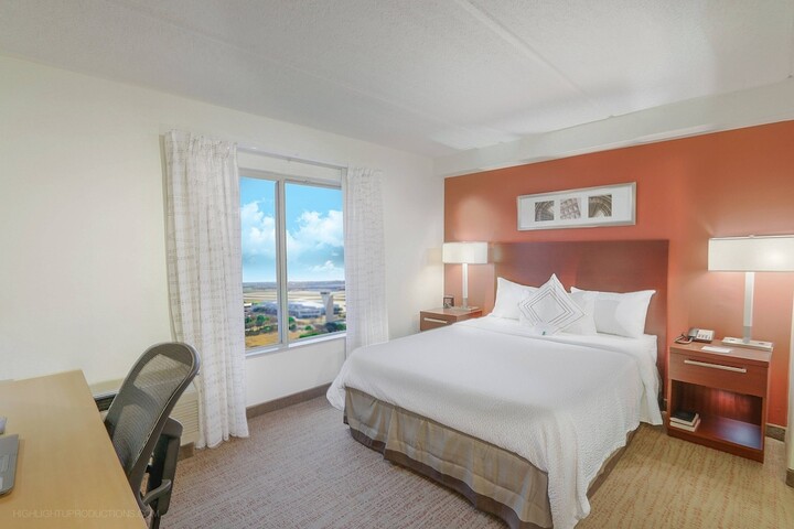 Room 33 of 45