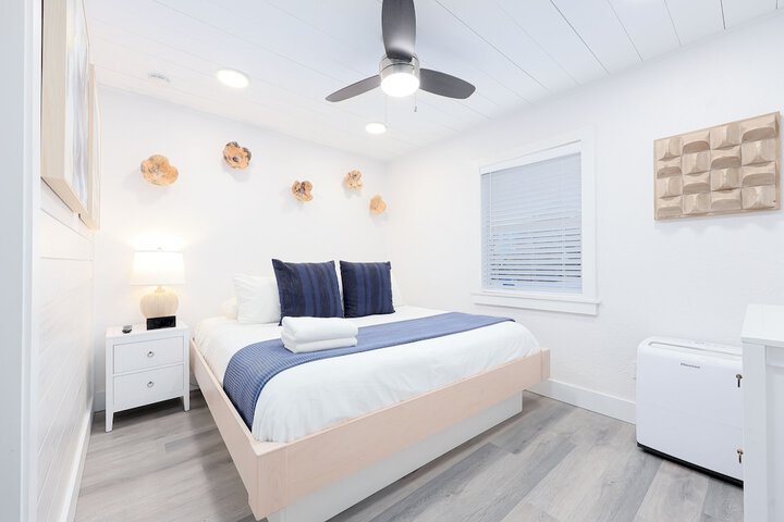 Siesta Key Beach Resort and Suites