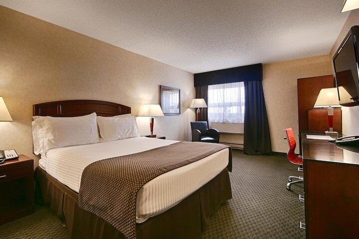 Room 12 of 22