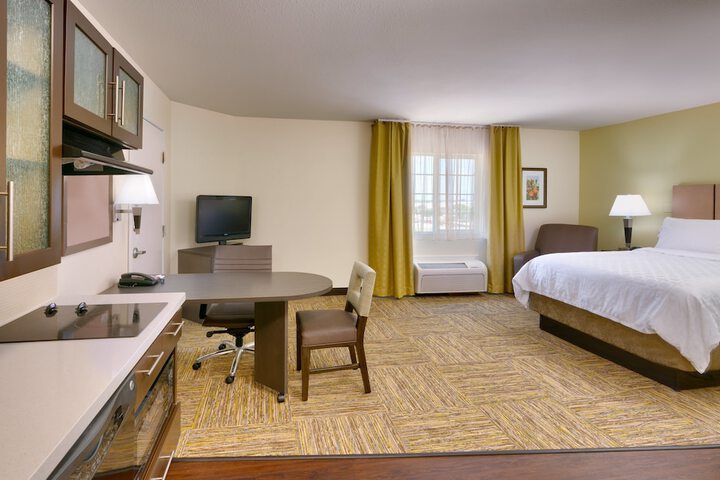 Room 17 of 24