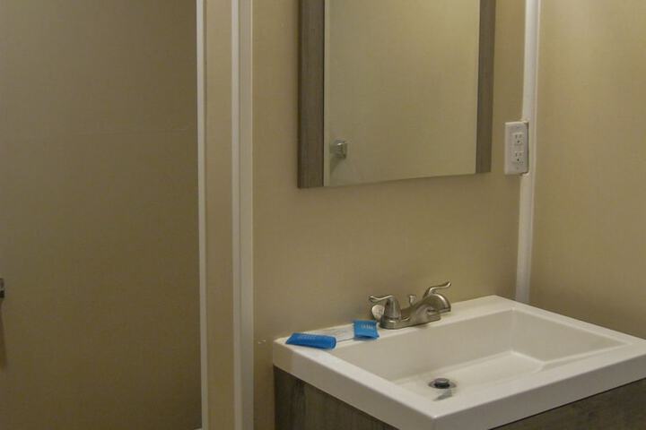 Room 25 of 60
