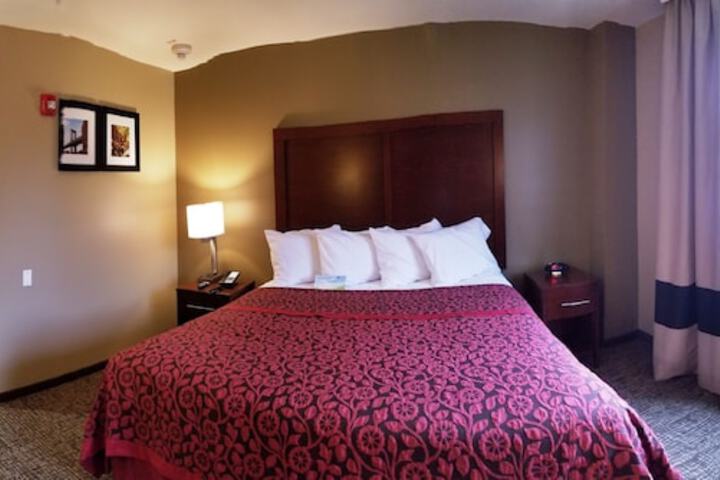 Room 11 of 21