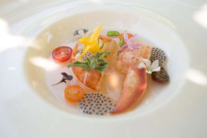 Dining 89 of 105