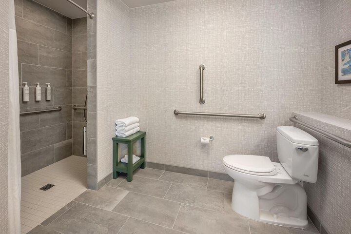 Hampton Inn & Suites Coeur d Alene