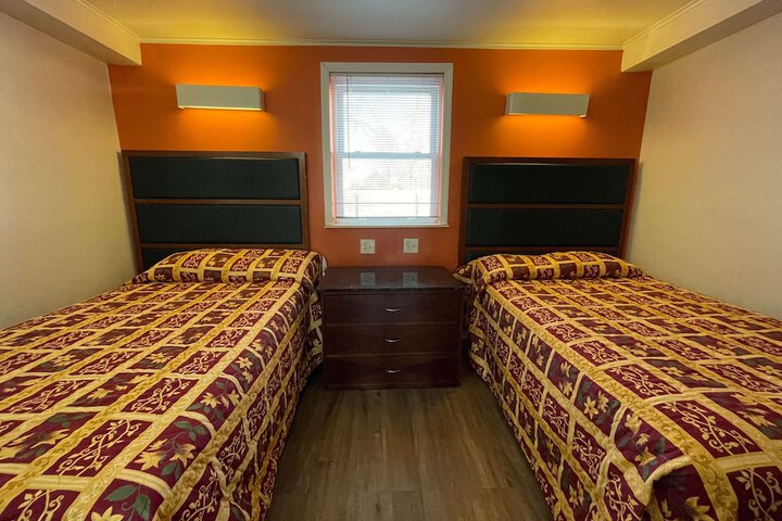 Room 11 of 13