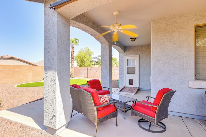 Near Parks & Golf: Maricopa Home w / Covered Patio!