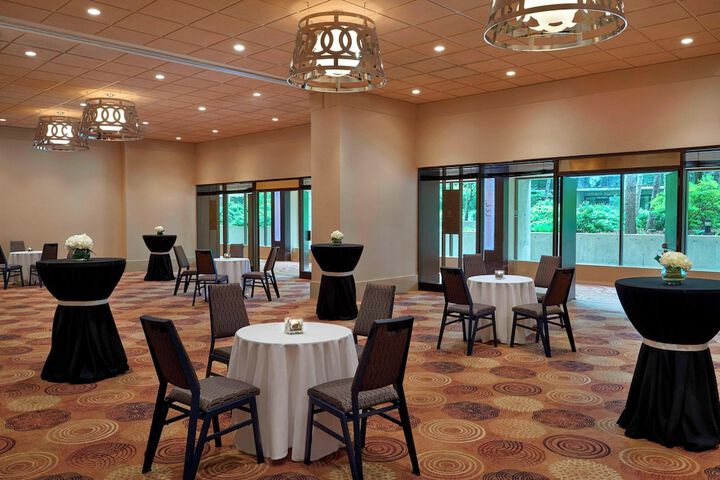 Hotel Interior 17 of 118
