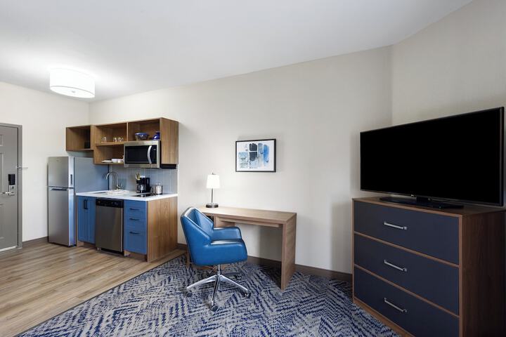 Room 30 of 39