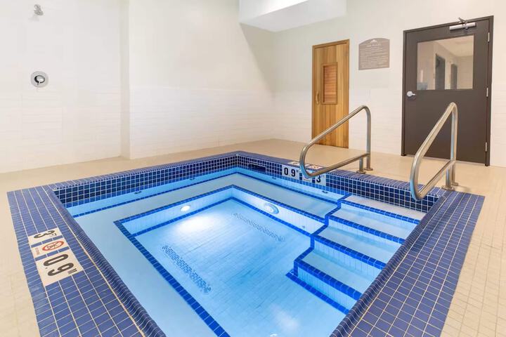 Microtel Inn & Suites by Wyndham Fort Mcmurray