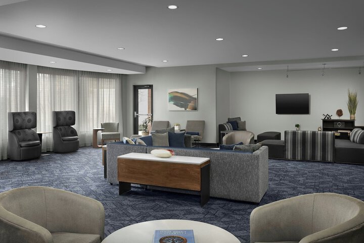 Courtyard by Marriott Greensboro Airport