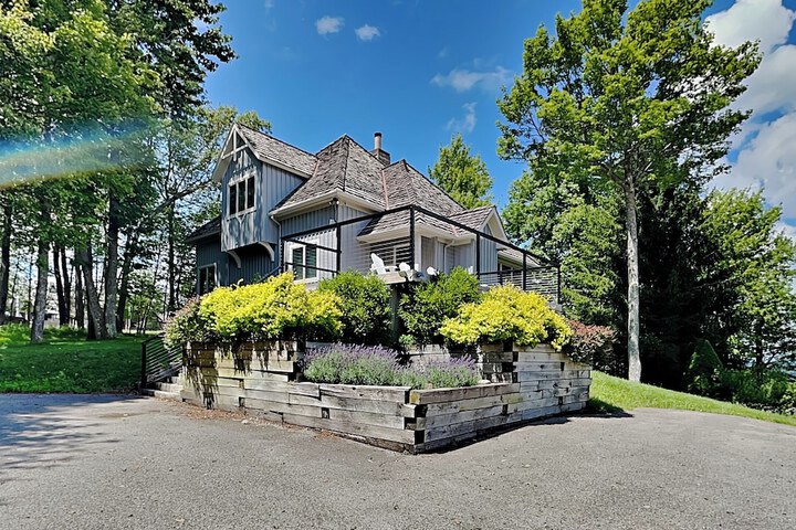 Main Street Retreat by Taylor Made Deep Creek