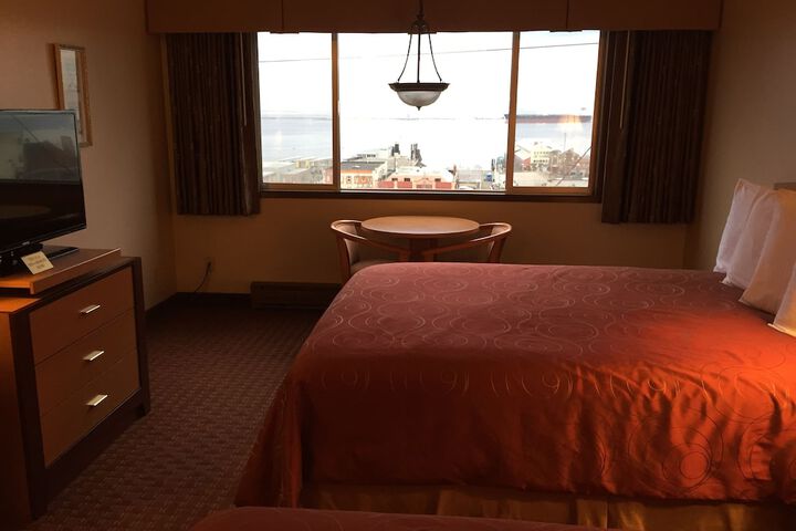 Port Angeles Inn