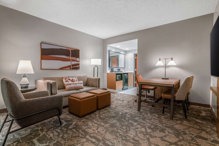 Embassy Suites by Hilton Albuquerque