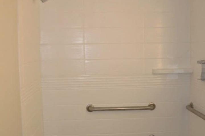 Room 34 of 48