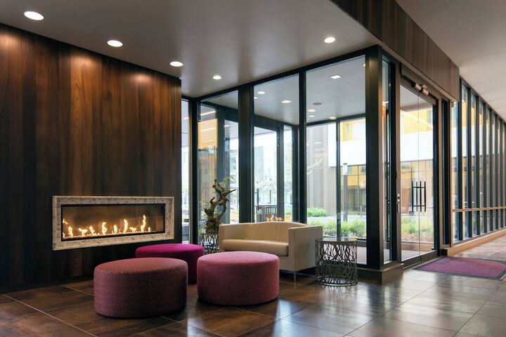 Hotel Interior 25 of 96
