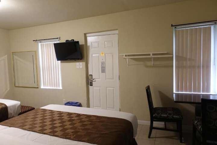 Room 22 of 30