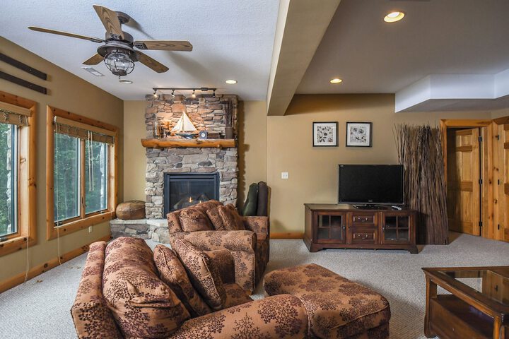 Highlands Heaven by Taylor Made Deep Creek