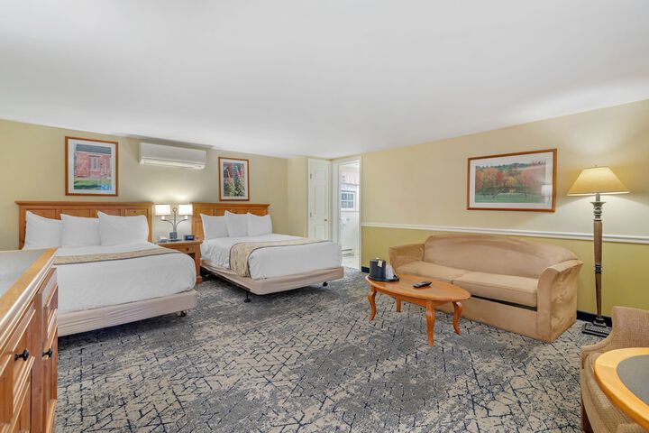 Room 28 of 134