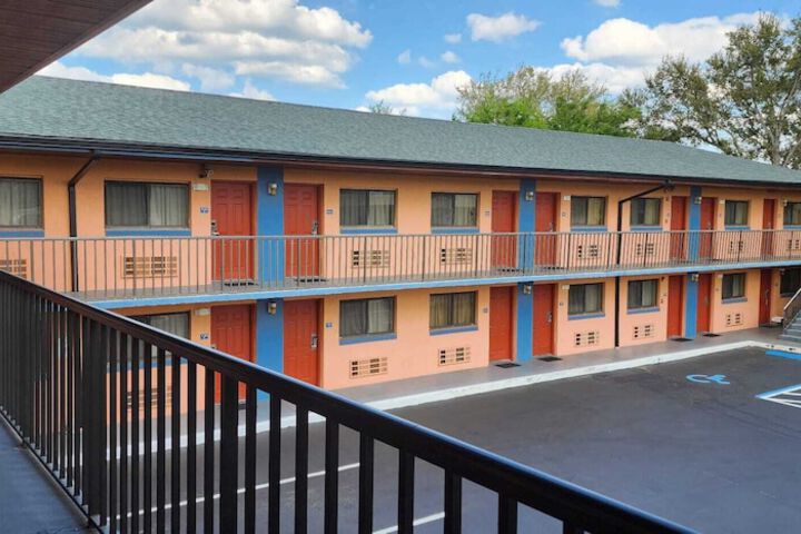 Rodeway Inn Apopka South