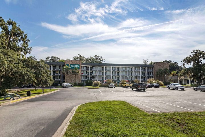 Hotel 5 of 44