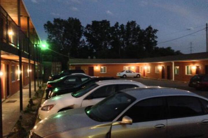 Mona Lisa Motel