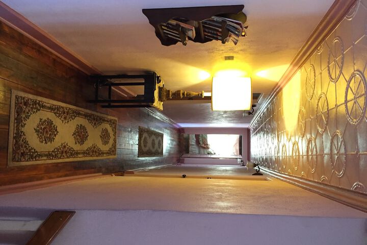 Ballroom/Hall 10 of 12