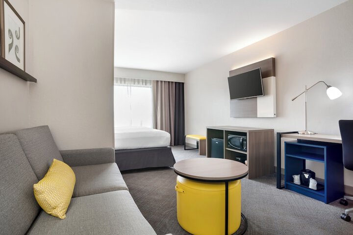 Comfort Inn & Suites Slidell - New Orleans Area