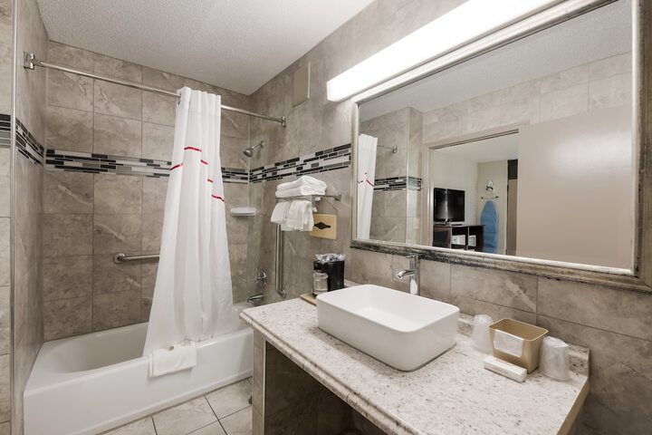 Red Roof Inn Lenoir