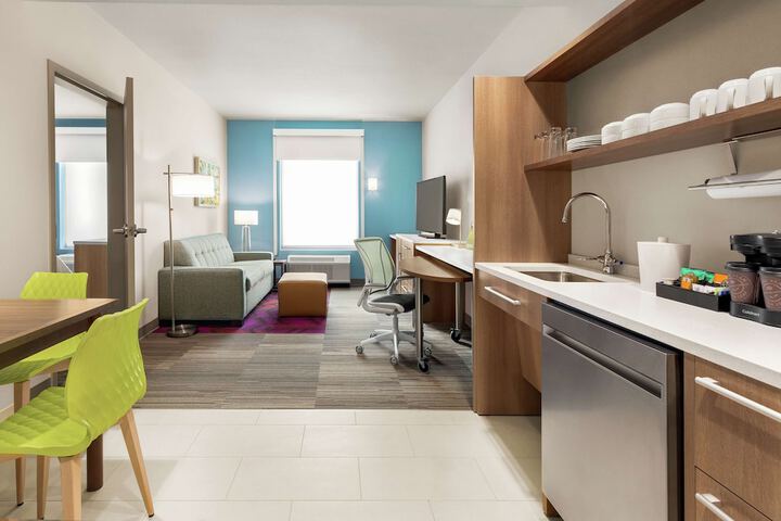 Room 20 of 37