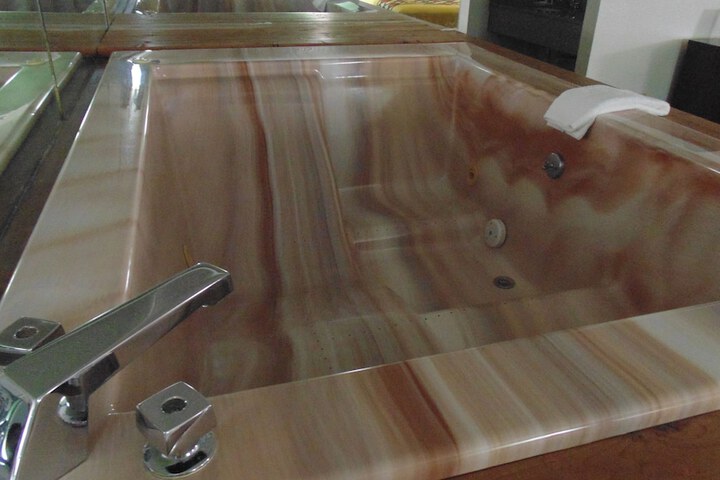 Hot Tub 34 of 35