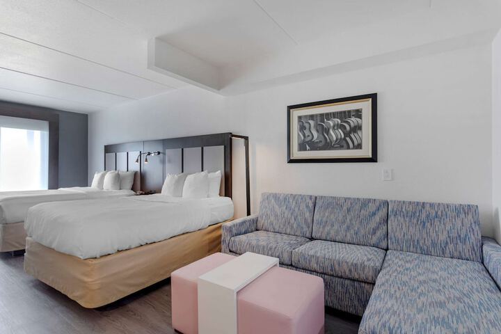Room 19 of 38