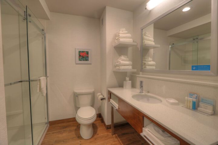 Room 12 of 50