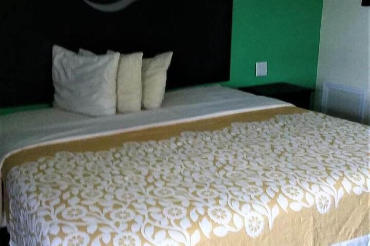 Room 13 of 15