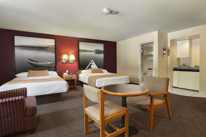 Super 8 by Wyndham North Bay