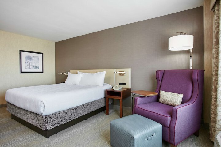 Room 22 of 46