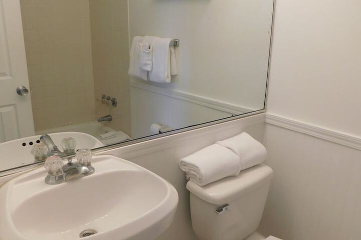 Room 43 of 54