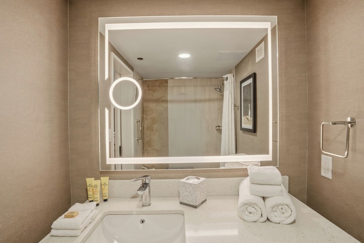Kozy Hotel Dallas DFW Airport Area West
