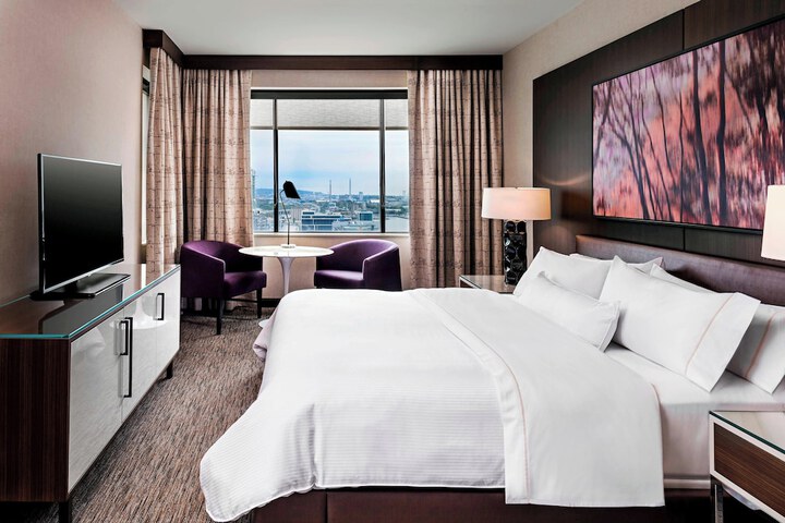 The Westin Harbour Castle Toronto