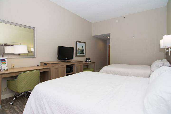 Room 12 of 17
