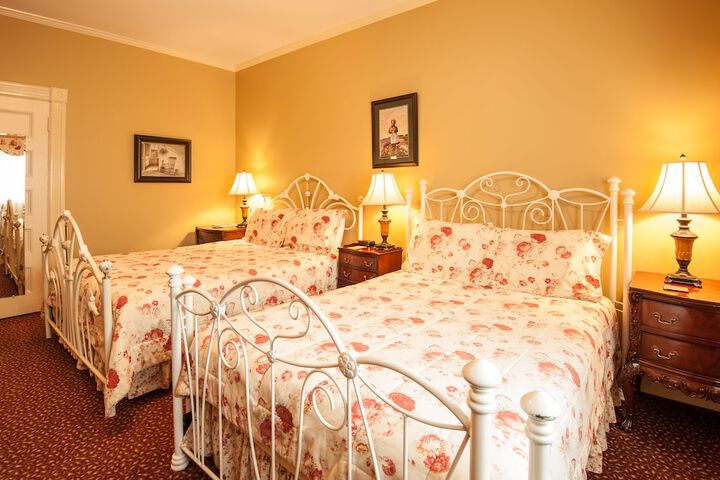 Room 44 of 68