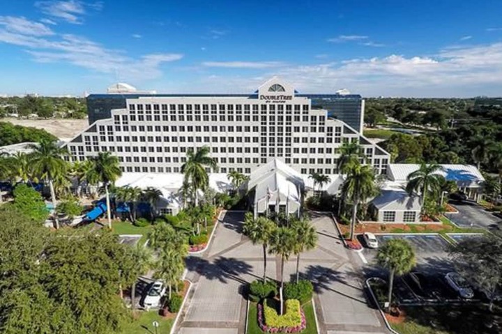 DoubleTree by Hilton Deerfield Beach Boca Raton