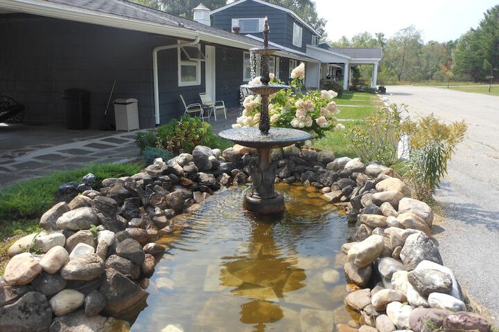 Weathervane Motel