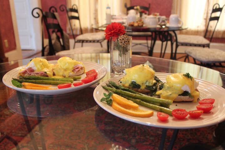 Breakfast/Coffee Service 22 of 25
