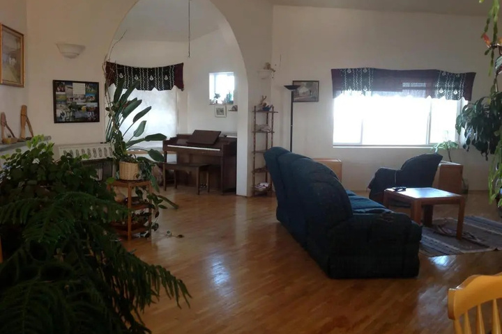 Knob Hill Guest House