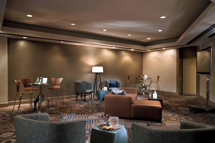Hotel Interior 8 of 76