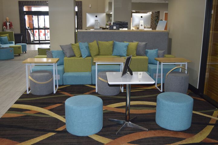 Hotel Interior 3 of 28