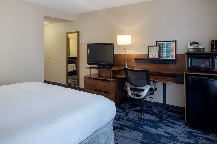Fairfield Inn & Suites Dayton Troy