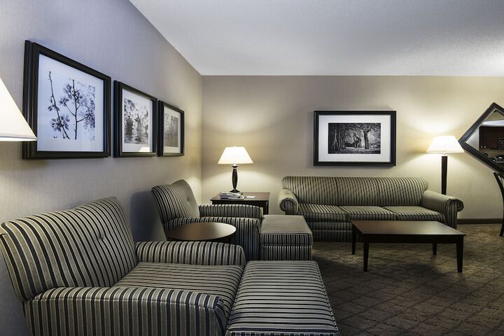 Holiday Inn Springdale / Fayetteville Area by IHG